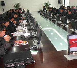 农业科技科协特邀界委员建议认真解决“三农”问题
