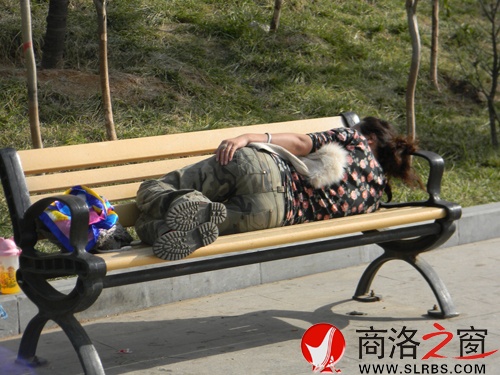 长椅3.jpg