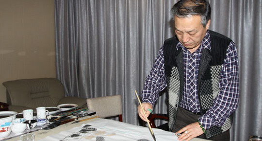 以猫写人温暖人生 猫画大师李苦寒的商洛情怀