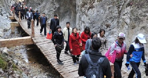 金丝峡清明节小长假迎来新年旅游接待开门红