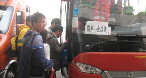 清明小长假我市旅游迅速升温