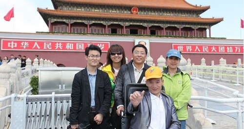 中华少年儿童慈善救助基金会帮马华完成心愿