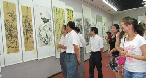纪念世界环境日暨创模环保杯书画展在市群艺馆展出