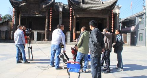 大型电视系列片《汉江》在古镇漫川关拍摄