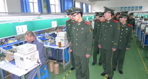 武警商洛支队举行“退伍老兵教育警示活动”