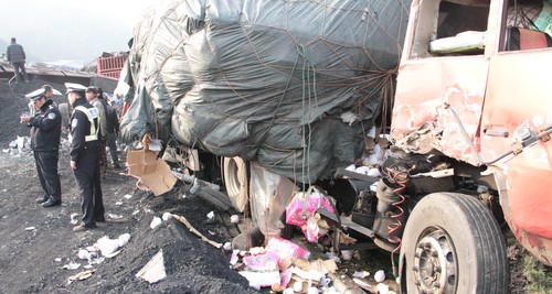 沪陕高速商南段发生重大交通事故