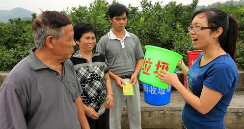 商洛：推行农村垃圾分类处理