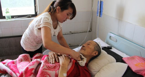 商洛：拿什么救救你 我的父亲