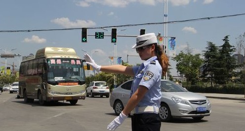 商洛：走进高温下的普通劳动者
