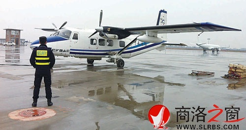 省上派遣飞机赴我市实施增雨作业