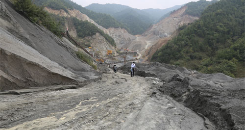 溃坝后的九千岔