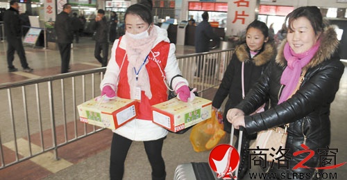 青春志愿行 温暖回家路