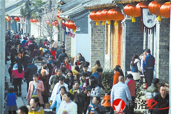 孔夫子唱戏猜成语_孔夫子自然与美女