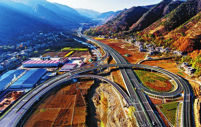 从“不堪行”到“变通途”