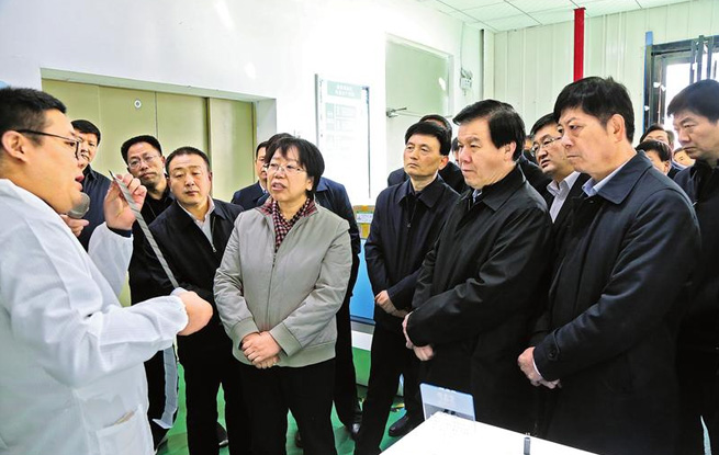 全市重大项目建设现场观摩会在商洛高新区商州洛南观摩