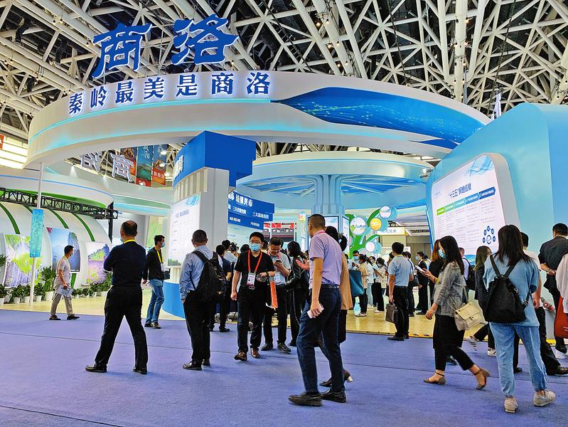 扩大招商引资 集聚强大动能