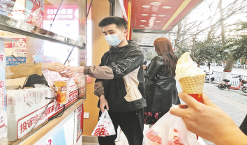 网红经济带动传统餐饮