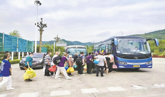 抗疫战场上的“硬核”担当