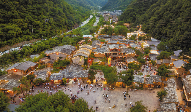 “夜经济”点燃城市活力新引擎