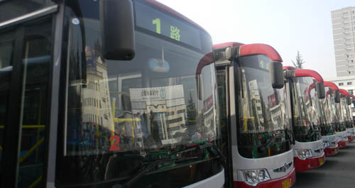 客运百日活动圆满结束 1路新车今日正式运营