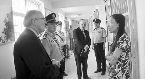 英国监狱研究中心代表团来商州监狱进行友好访问