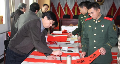 商洛书法家协会开展“文化送警营”活动