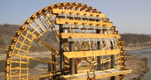 灵口建成商洛最大景观水车