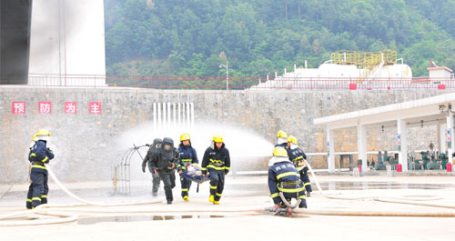 防空防灾演练进行时