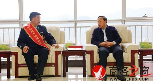 李小龙 张弛 摄