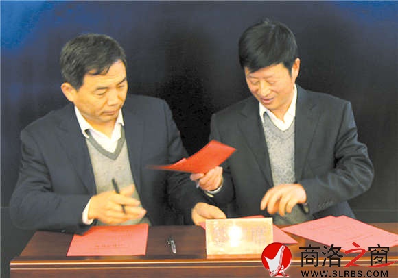 签订党建目标责任书,保证各项党建任务按时完成。