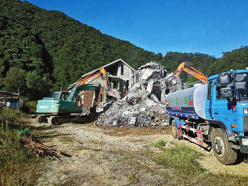 商洛市全力推进秦岭专项整治工作