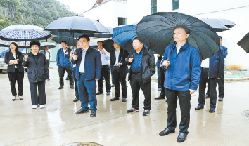 不负人民重托 谱写时代新篇
