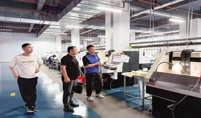 干部下沉一线 服务落地生根