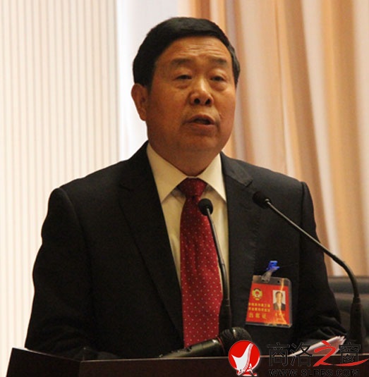 市政协主席王甲训作政协商洛市第三届委员会常务委员会工作报告