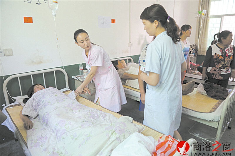 心理疏导与治疗相结合,安抚失踪人员家属。