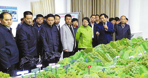 全市重大项目建设现场观摩会昨日在商州山阳进行观摩