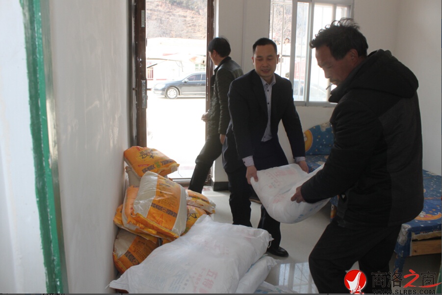 QQ截图20150212104917.jpg