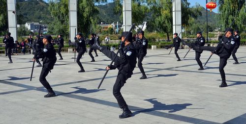 商洛：特警在行动