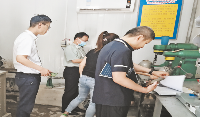 丹凤开展 “质量专家企业行”行动