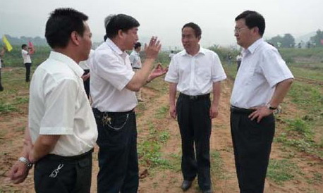 丹凤主要领导深入基层指导工作