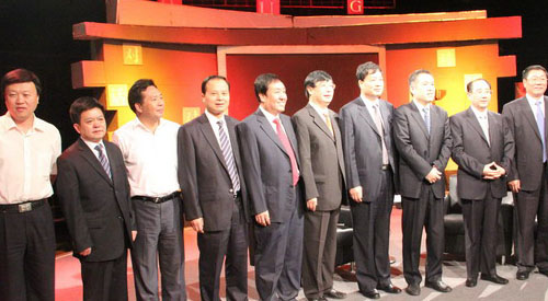 县委书记张盈安做客CCTV2《对话》节目