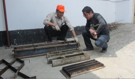 商南：甘做一颗“铺路石”