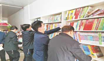 新华书店代销点又回农村了