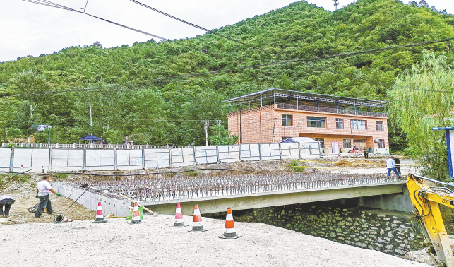 建设便民桥 解决出行难