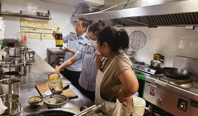 整治“假冒伪劣” 守护“农村食安”