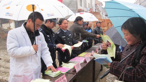 洛南：弘扬法治精神  促进社会和谐