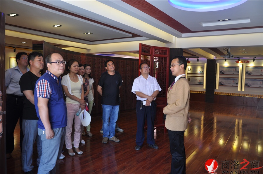 道廉基地过“七·一”  基层党建增三力