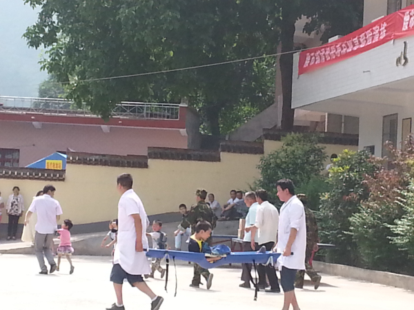 商州区举办2015年防汛及地质灾害应急避险演练