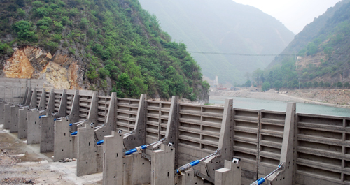 山阳宽坪一级水电站完成挡水工程建设