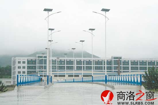 为比亚迪公司配套建设的亚迪丹江大桥